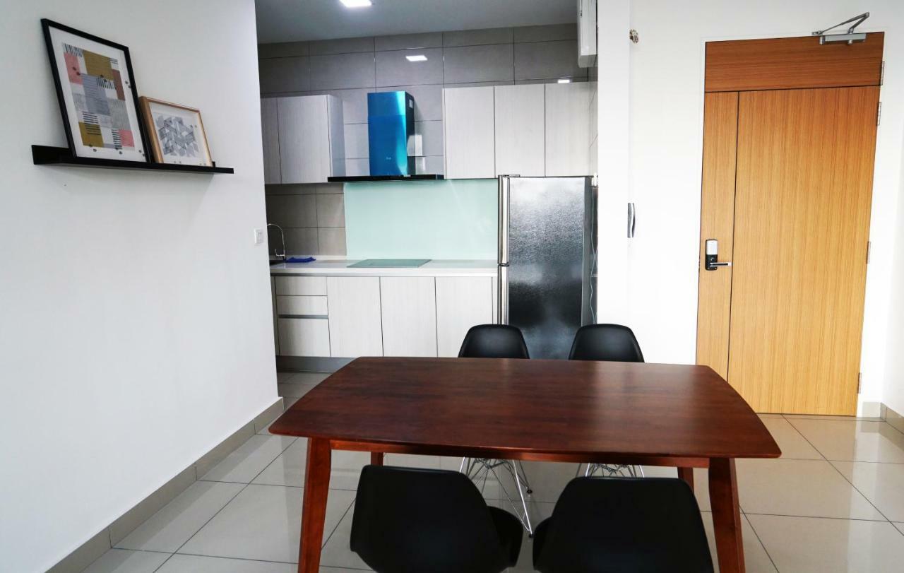 Pangsapuri Conezion Residence@icon